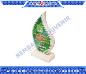 Plakat Trophy Buana Finance Tbk