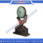 Souvenir Dari Akrilik PT Reasuransi Indonesia Utama (Persero)