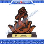 Akrilik Penghargaan Sekolah Tinggi Ilmu Ekonomi Ekadharma Indonesia