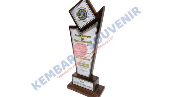 Piala Acrylic PT BANK DANAMON INDONESIA Tbk