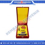 Trophy Akrilik Surya Dumai Industri Tbk