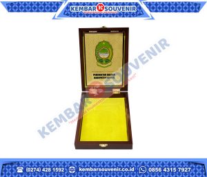 Trophy Akrilik DPRD Kabupaten Seram Bagian Barat